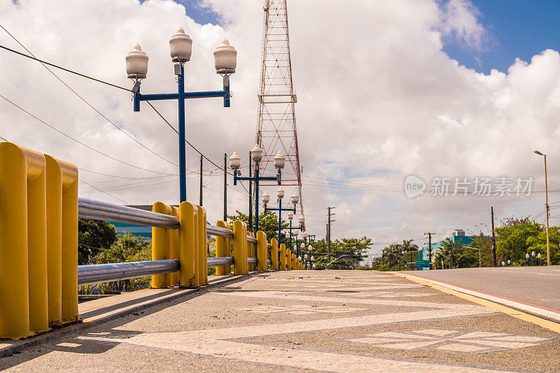 Ponte do Limoeiro――这座桥建在累西腓的Capibaribe河下。